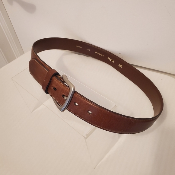 Fossil "Joe" Brown Leather Belt Size 38, Casual, Classic - Picture 2 of 13